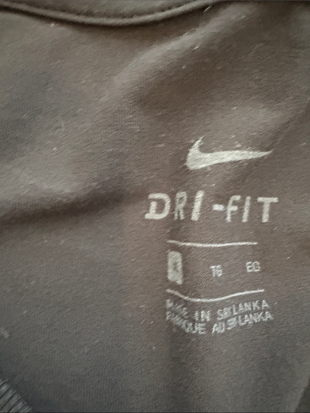 Nike Black Performance Sleeveless Tank with Silver Swoosh - Picture 3 of 6